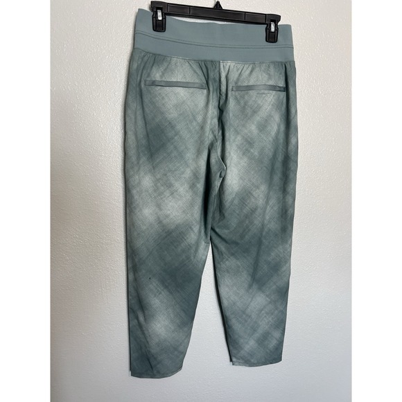 Athleta Nolita Crop Pant Womens 10 Green Slim Tapered Lounge Minimal Travel - Picture 6 of 6
